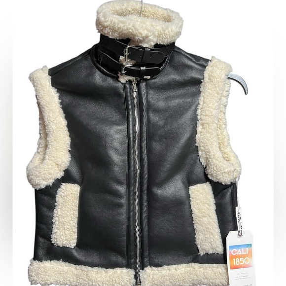 Cali1850 Sherpa Vegan Leather Moto Vest - Picture 4 of 5